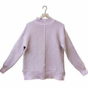 Evereve Turtleneck Ribbed Knit Sweater Pink Size M Valentines Winter cozy EUC 💗